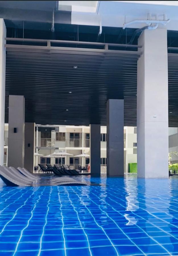 S Residences-Moa Manila Exteriör bild